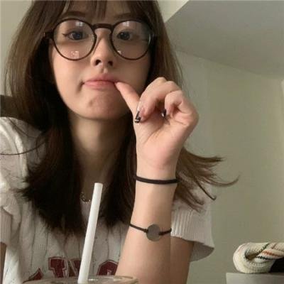 巴黎窈窕熟女